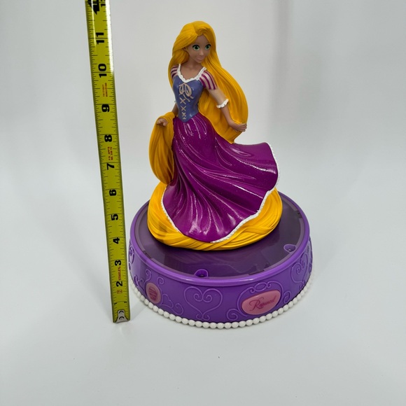 Disney Princess Rapunzel Tangled Musical Coin Piggy Bank Singing Light Up Sounds - Picture 8 of 9